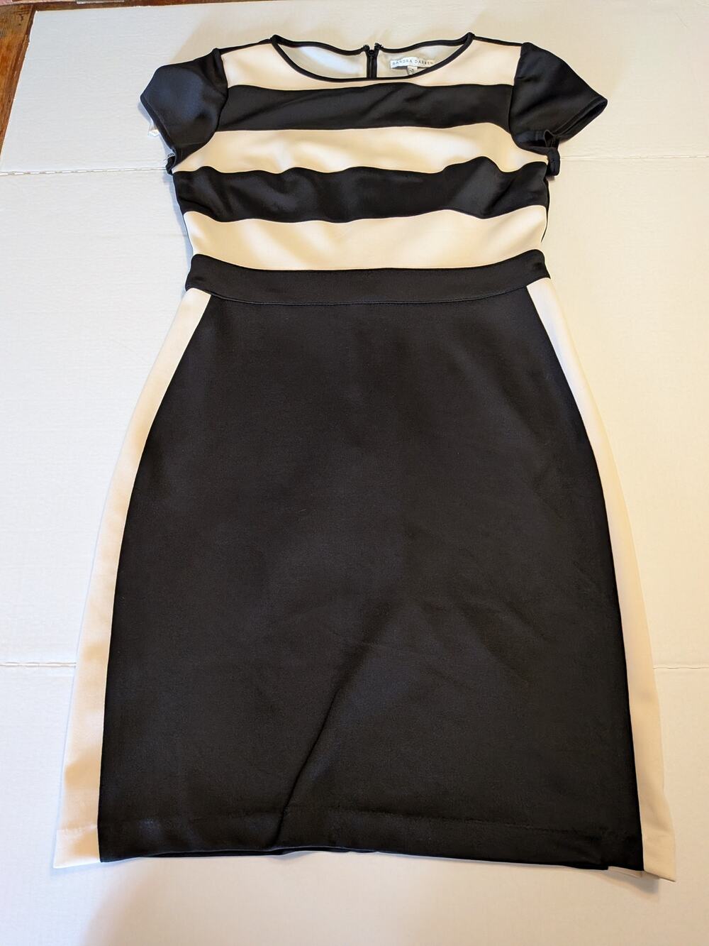 Vintage Sandra Darren BLK & Cream dress